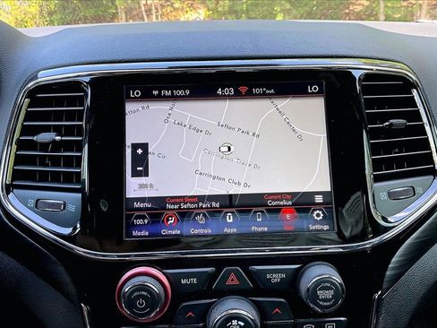 Certified 2021 Jeep Grand Cherokee Laredo X AWD/4WD image 13