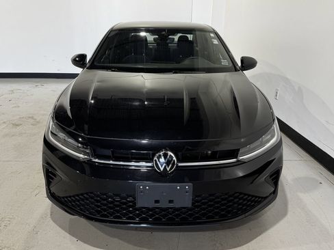 Used 2025 Volkswagen Jetta Sport FWD image 10
