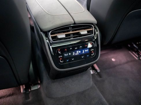Used 2023 Mercedes-Benz EQS 580 4MATIC Sedan image 22