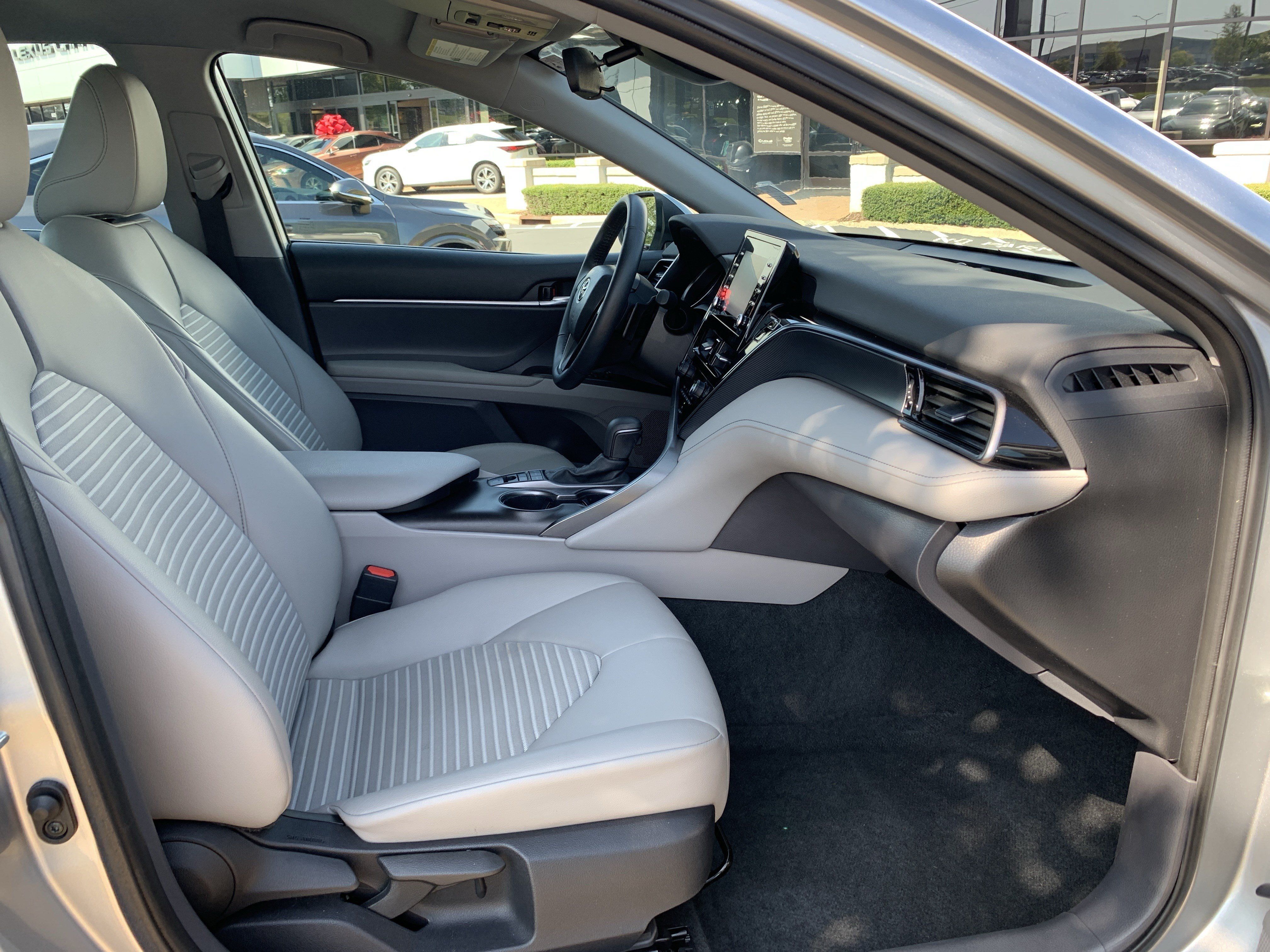 Used 2023 Toyota Camry SE FWD image 35