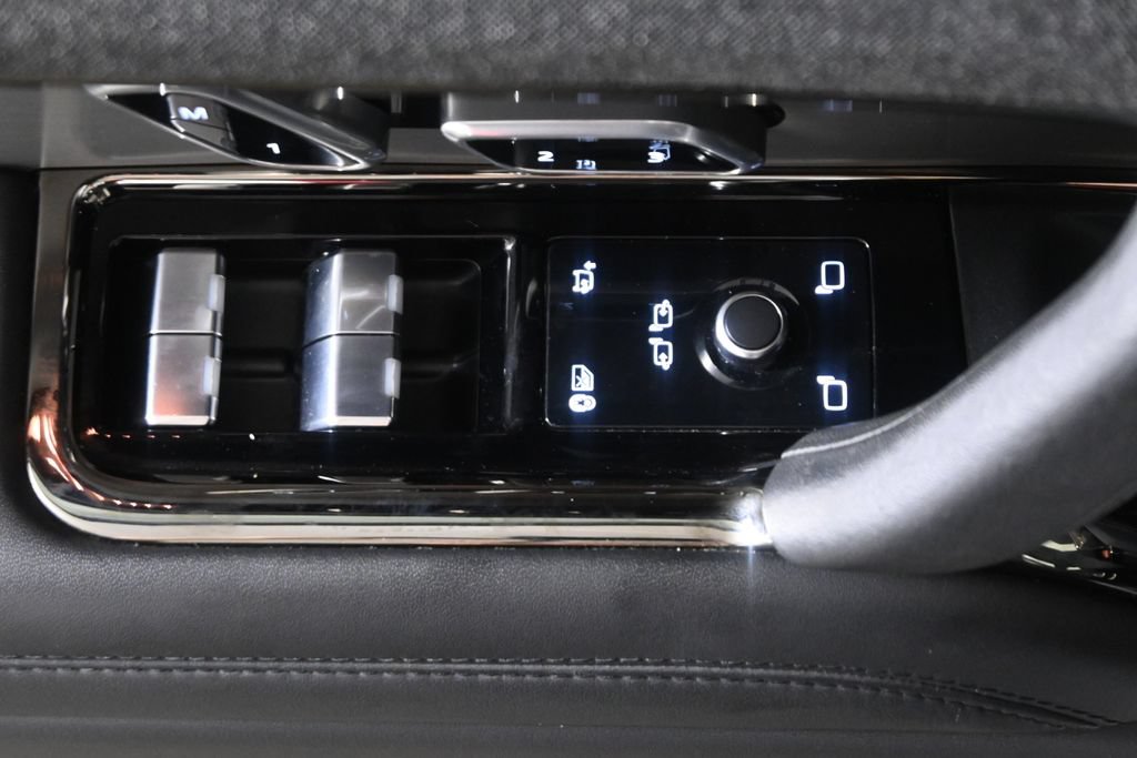 Used 2024 Land Rover Range Rover Sport SE AWD/4WD image 27