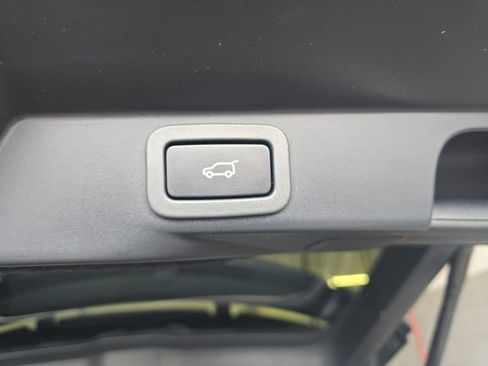 Certified 2020 Land Rover Range Rover Sport HSE image 16