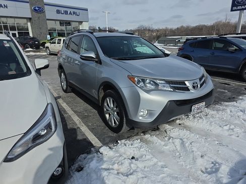 Used 2015 Toyota RAV4 Limited image 3
