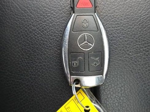 Used 2015 Mercedes-Benz C 300 4MATIC Sedan image 26