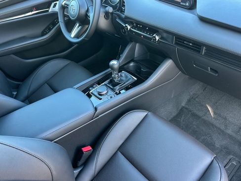 New 2026 MAZDA MAZDA3 2.5 S Hatchback w/ Premium Pkg image 17