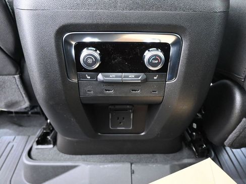 New 2026 GMC Yukon Elevation w/ Elevation Premium Package image 24