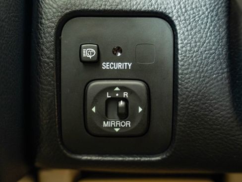 Used 2004 Lexus SC 430 Convertible RWD image 27