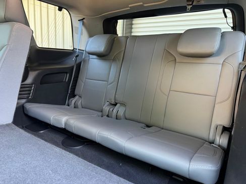 Used 2020 Chevrolet Tahoe LT AWD/4WD image 15