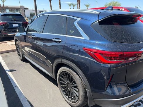 Used 2019 INFINITI QX50 Luxe w/ Navigation Package FWD image 6