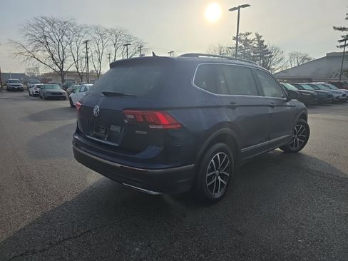 Used 2021 Volkswagen Tiguan SE image 5