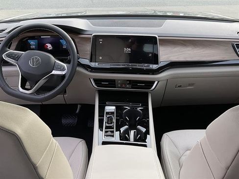 New 2026 Volkswagen Atlas SE image 11