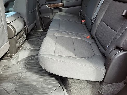 Used 2020 GMC Sierra 1500 Elevation w/ Elevation Value Package image 4