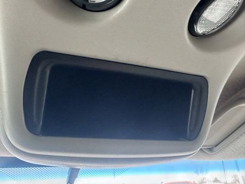 Used 2005 GMC Sierra 1500 SLE w/ Light Duty Power Package image 29