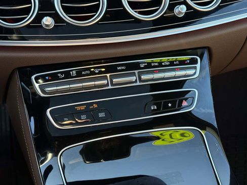 Used 2022 Mercedes-Benz E 450 4MATIC Sedan w/ Warmth & Comfort Package image 36