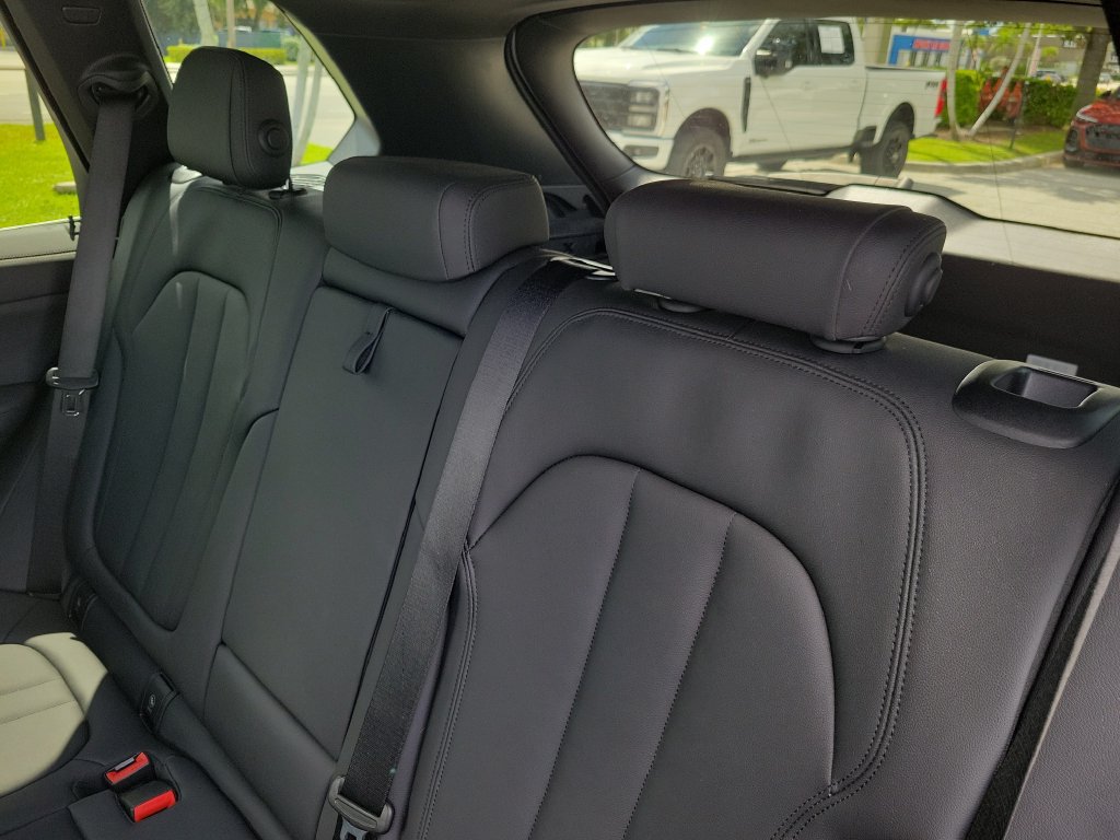 Used 2022 BMW X5 sDrive40i w/ Premium Package RWD image 27