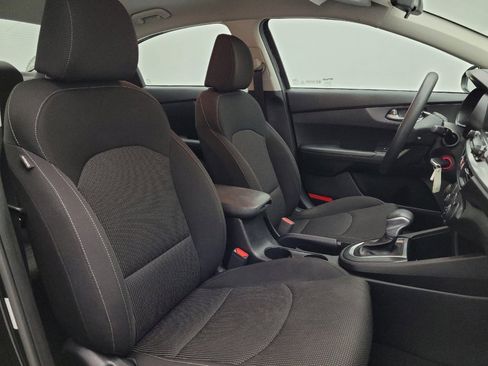 Used 2020 Kia Forte LXS image 21