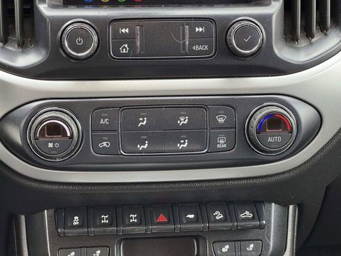 Used 2020 Chevrolet Colorado ZR2 w/ Colorado ZR2 Bison Edition image 6