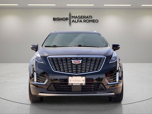 Used 2022 Cadillac XT5 Premium Luxury w/ Technology Package image 3