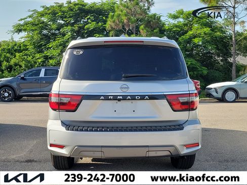 Used 2022 Nissan Armada SV w/ Cargo Package AWD/4WD image 7