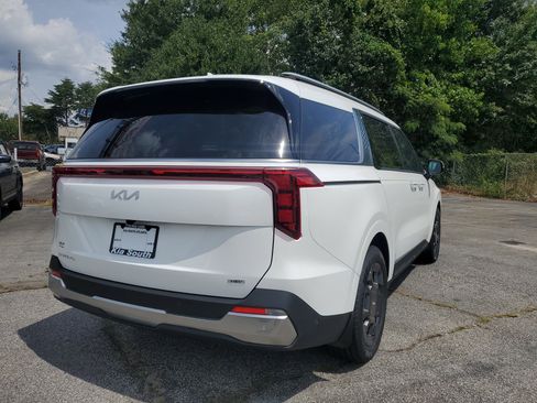 New 2026 Kia Carnival SX image 6