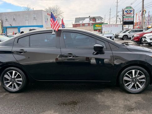Used 2023 Nissan Versa SV image 11
