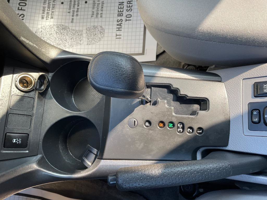 Used 2011 Toyota RAV4 4WD w/ Base L4 Extra Value Pkg image 25