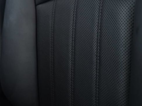 Used 2012 Hyundai Equus Signature RWD image 70