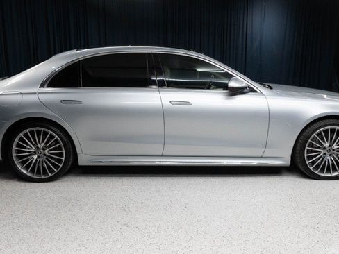 Certified 2023 Mercedes-Benz S 580 4MATIC Sedan image 4