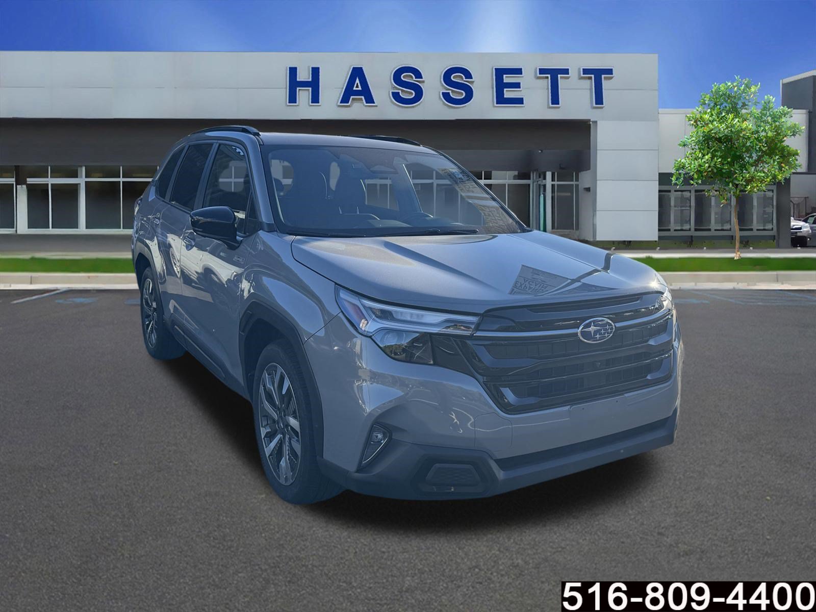 Used 2025 Subaru Forester Touring AWD/4WD image 1