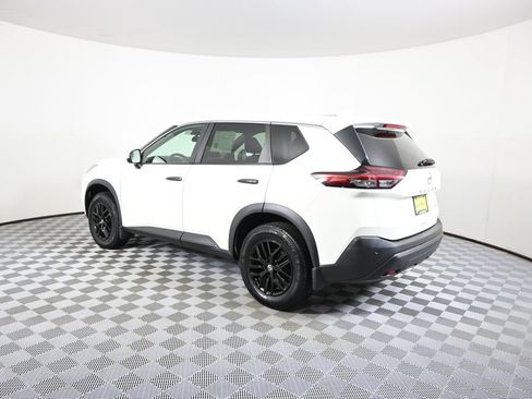 Used 2021 Nissan Rogue S AWD/4WD image 4