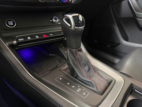 Used 2025 Audi Q3 2.0T Premium Plus w/ Premium Plus Package image 17