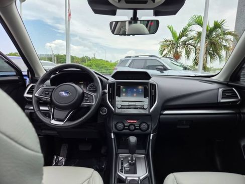 Certified 2023 Subaru Forester Premium AWD/4WD image 28