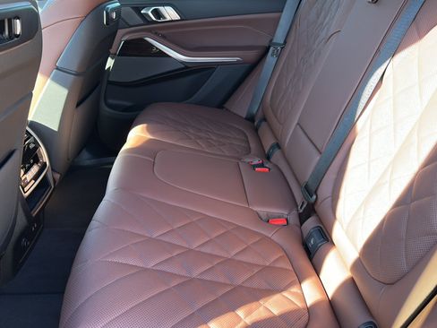 New 2026 BMW X5 xDrive40i w/ Climate Comfort Package image 15