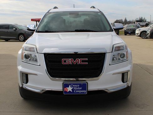 Used 2017 GMC Terrain SLE image 2