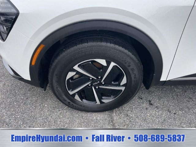 Used 2024 Kia Sportage LX AWD/4WD image 12