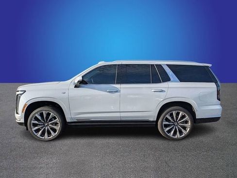New 2026 Cadillac Escalade Luxury w/ Touring Package AWD/4WD image 2