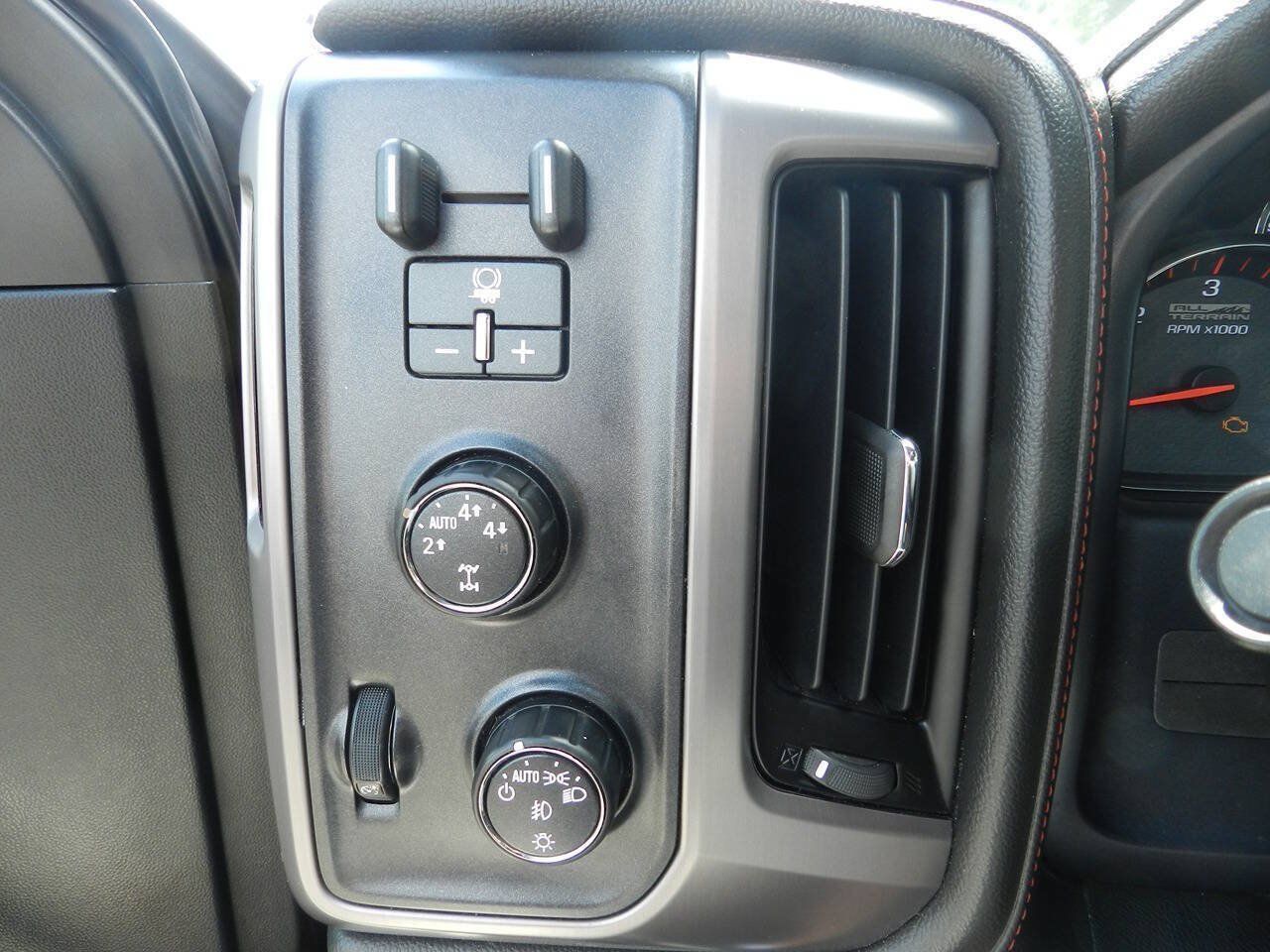 Used 2015 GMC Sierra 1500 SLT AWD/4WD image 16