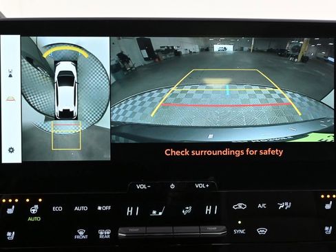 Used 2023 Subaru Solterra AWD image 30