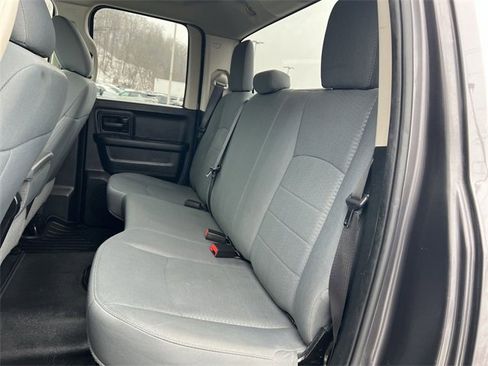 Used 2018 RAM 1500 Express w/ Express Value Package image 17
