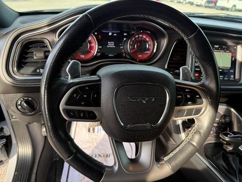 Used 2021 Dodge Challenger SRT Hellcat image 13