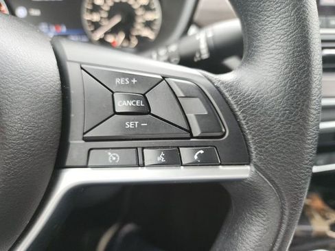 Used 2023 Nissan Altima 2.5 SV image 15