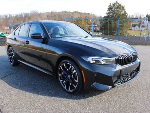 New 2026 BMW 330i xDrive Sedan w/ M Sport Package image 2