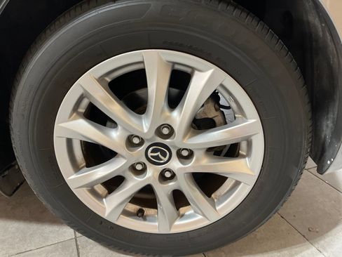 Used 2014 MAZDA MAZDA3 i Touring w/ Moonroof Package 1 FWD image 12