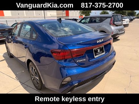 Used 2023 Kia Forte LXS FWD image 2