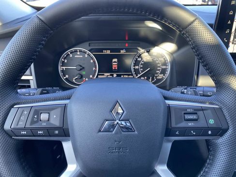 New 2026 Mitsubishi Outlander AWD image 15