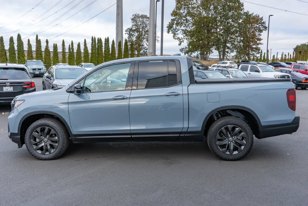 Used 2023 Honda Ridgeline Sport image 8
