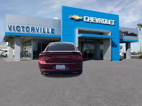 Used 2022 Dodge Charger SXT RWD image 6