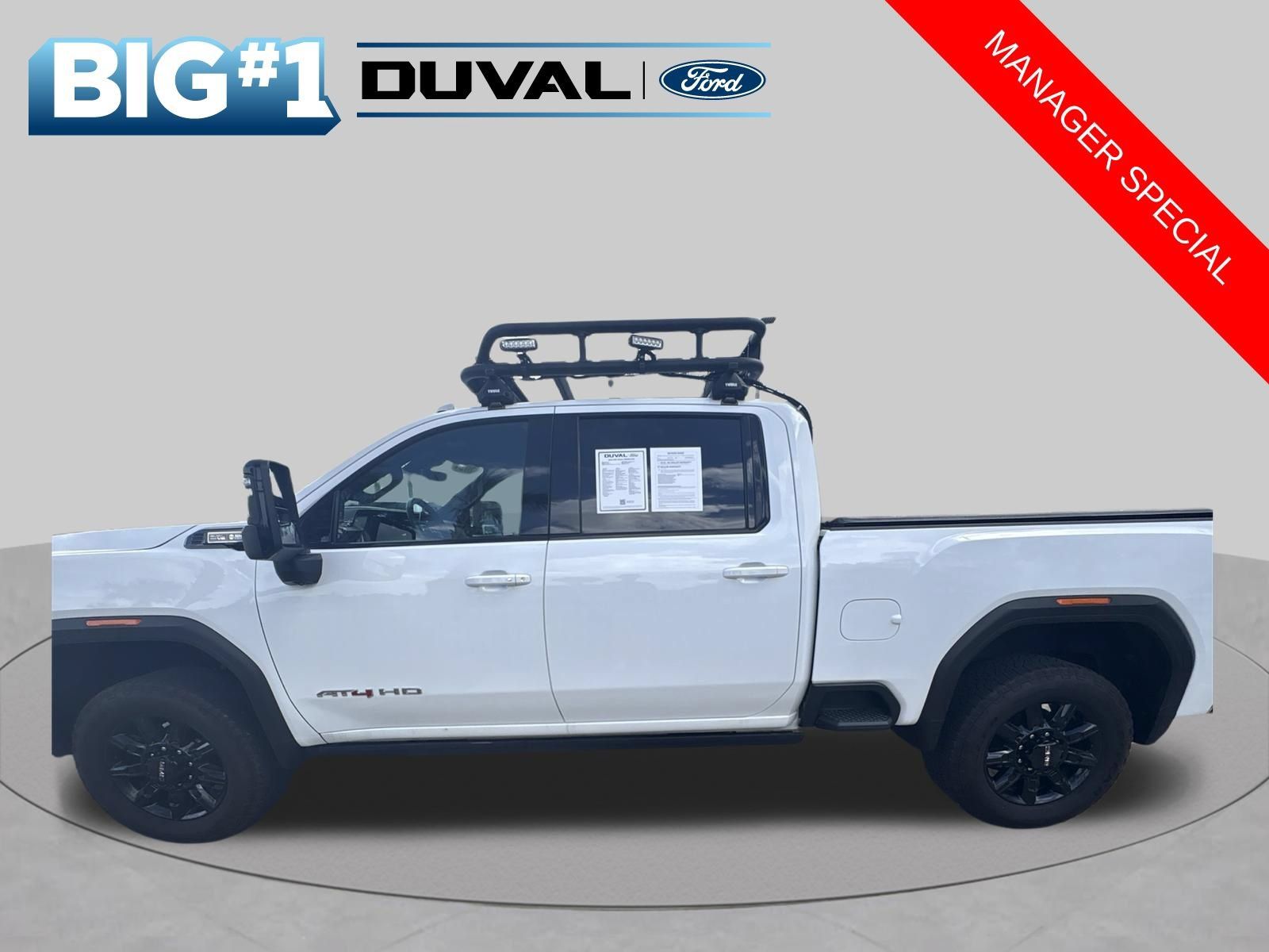 Used 2024 GMC Sierra 2500 AT4 w/ AT4 Premium Plus Package AWD/4WD image 3