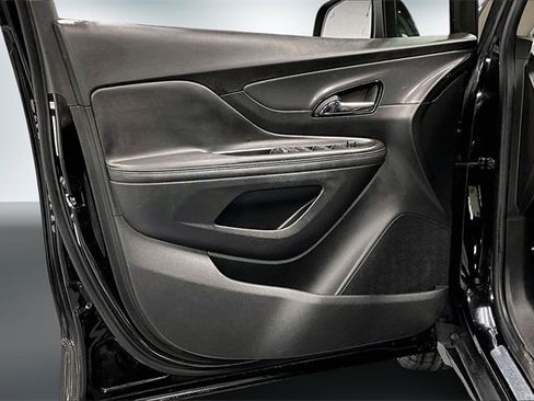 Used 2020 Buick Encore Essence image 18