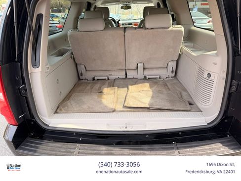 Used 2009 Chevrolet Suburban LT w/ Luxury Package image 21